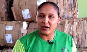 A reciclagem começa em casa. A conscientização é importante para garantir um futuro melhor.