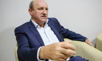 Ex-ministro e deputado eleito Geller é preso em mega-operação da PF no país