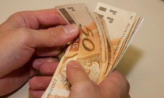 Saúde de Araputanga tem mais de R$ 2,4 milhões em caixa e população sofre com falta de serviços