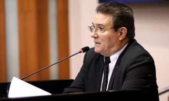 Deputado é considerado inimigo do funcionário público por votar aumento da  previdência