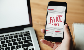 Sancionada Lei que multa em até R$ 30 mil quem divulgar fake news sobre pandemia