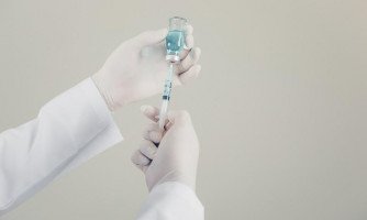 Liminar determina funcionamento imediato de salas de vacinação