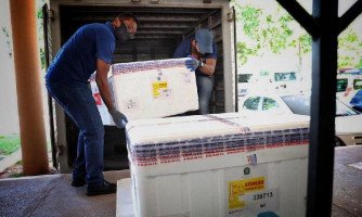 Mato Grosso recebe 11 mil doses da CoronaVac nesta segunda-feira (25)