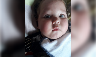 Família busca arrecadar R$ 200 mil para cirurgia de reconstrução do esôfago de criança