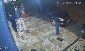 Policial atira e mata jovem que ameaçava cliente com arma de brinquedo em Pontes e Lacerda