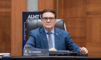 Em três anos, Dr. Gimenez teve 35 leis sancionadas pelo governo do Estado
