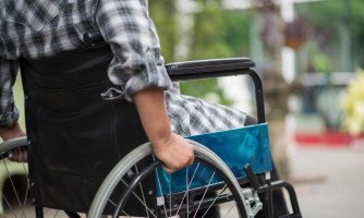 Decreto regulamenta teletrabalho para servidor com parente dependente