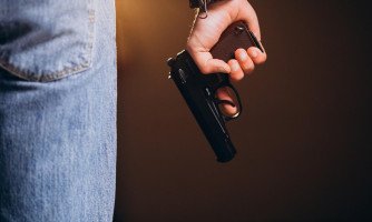 Justiça derruba lei que flexibilizou porte de arma a atiradores em Mato Grosso