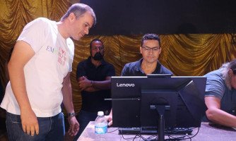 Contribuintes são contemplados em sorteio de campanha realizada em Araputanga