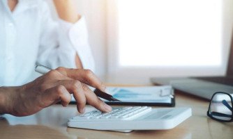 Municípios alegam não ter orçamento para pagar piso salarial dos professores