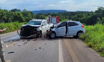 Criança morre após colisão entre dois carros na BR-070 em Mato Grosso