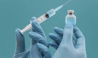 Municípios de MT podem imunizar com vacina bivalente; aplicação já disponível em Araputanga
