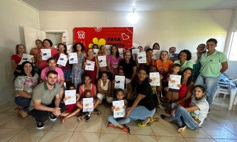 Assistência Social de Indiavaí realiza entrega de cartões a famílias em situação de vulnerabilidade social