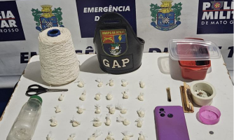 Militares flagram gestante fumando 'baseado' e apreendem 29 trouxinhas de cocaína durante 'baculejo' em Araputanga