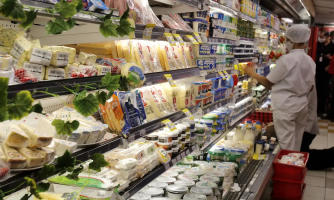 Saiba quais alimentos terão tarifa zero de importação e poderão baratear no Brasil