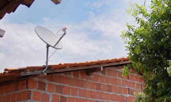 Sem a nova parabólica digital é possível ficar sem TV: veja como pedir kit gratuito