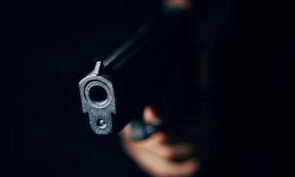 Confusão em motel termina com homem baleado no tórax no interior de MT