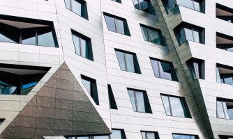 Arquitetura Inteligente e Logística Eficiente: Soluções para Quem Está Construindo e Precisa se Mover