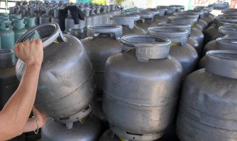 17 milhões de famílias brasileiras poderão receber gás de cozinha gratuitamente