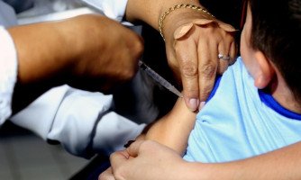 SES intensifica vacinação contra sarampo na fronteira com a Bolívia