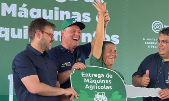 Oeste de Mato Grosso recebe maquinários e equipamentos do Ministério da Agricultura