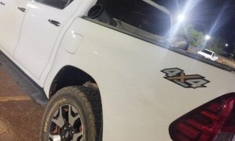 Homem é preso em Curvelândia com Hilux furtada; suspeito já tentou roubar até avião