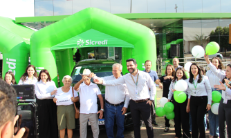 Sicredi Biomas celebra o encerramento da campanha Capital Premiado 2025 com entrega do prêmio final: uma RAM Rampage 0KM