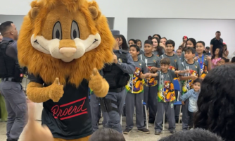 Alunos de Indiavaí recebem certificados de formação do Proerd