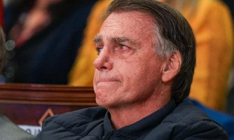 Bolsonaro é preso preventivamente a pedido da Polícia Federal