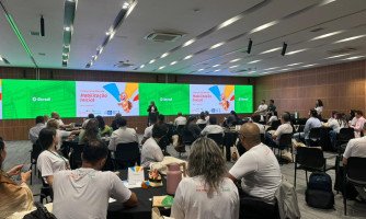 Sicredi e Seduc avançam na formação de profissionais para levar educação financeira às escolas de MT