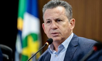 Em meio a escândalos, Mauro Mendes anuncia saída do Governo para disputar o Senado