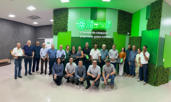 Sicredi Biomas celebra trajetória e legado em encontro com parte dos sócios fundadores da Cooperativa