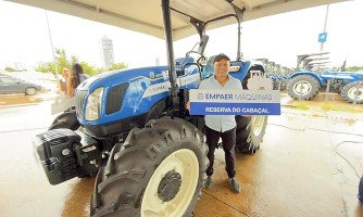 Reserva do Cabaçal recebe trator do Governo do Estado para fortalecer a agricultura familiar