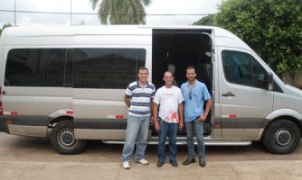 Município adquire serviços de Veículo Van para transportar pacientes de hemodiálise