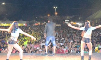 Carnatanga começa neste sábado com Banda Estação