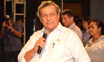 Jayme anuncia emenda para Araputanga e diz que vê com tristeza a falência da região