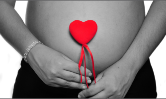 Papa Francisco autoriza que padres possam perdoar o aborto