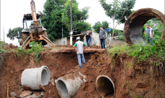 Prefeito de Araputanga acompanha ações na comunidade das Botas