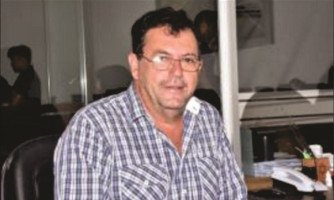 Prefeito de Araputanga viabiliza projetos para o município