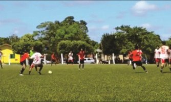 Prefeitura de Indiavaí incentiva prática esportiva através de escolinha de futebol