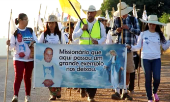 Peregrinos percorrem mais de 70 quilômetros entre Araputanga e Jauru