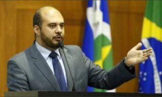 Emenda visa garantir concursos em áreas defasadas da administração pública