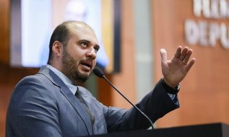 Emenda a PEC do Teto de Dr Leonardo visa garantir concursos em áreas defasadas