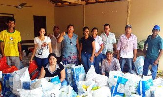 Prefeitura distribui alimentos para famílias carentes